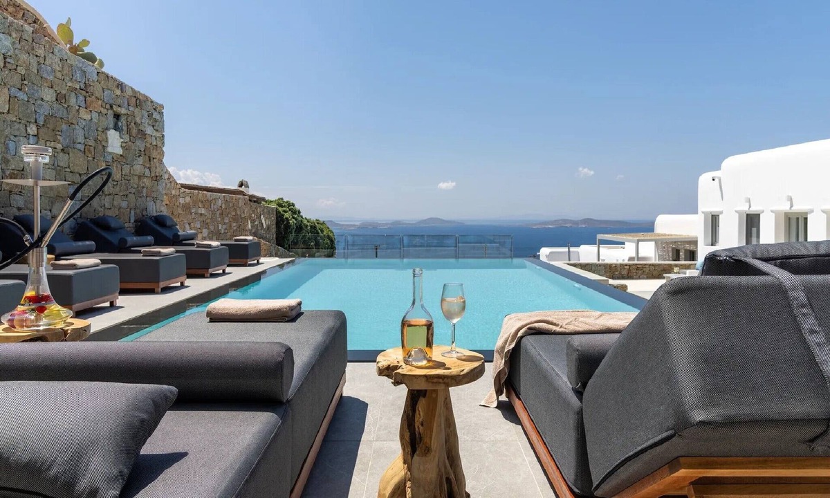 Faros Armenistis Villa | Outstanding Mykonos Villa | 5 bedrooms | Villa Menelaus | Private Pool with.