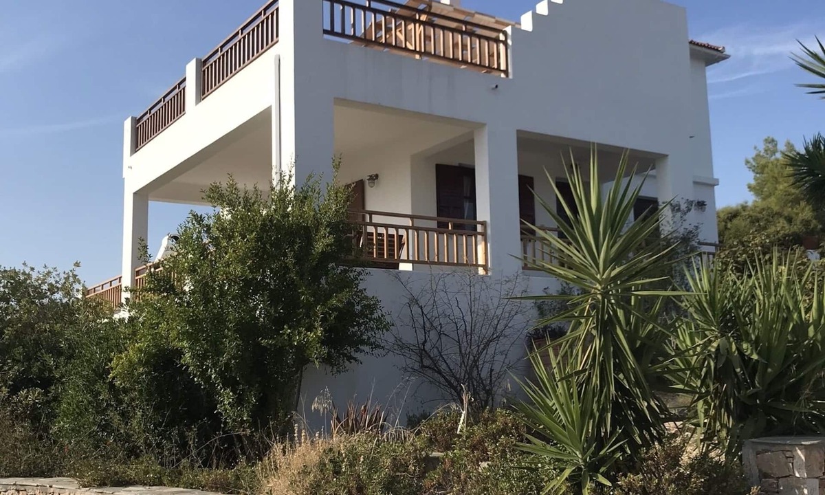 Alonissos Villa | PAGGIRI HOUSE ON ALONISSOS ISLAND. TRANQUIL SURROUNDINGS WITH SPECTACULAR VIEWS
