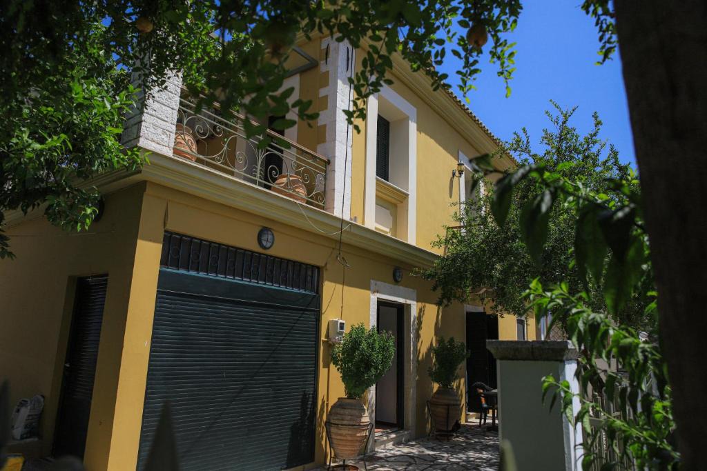 Paleros House | Palairos historic property