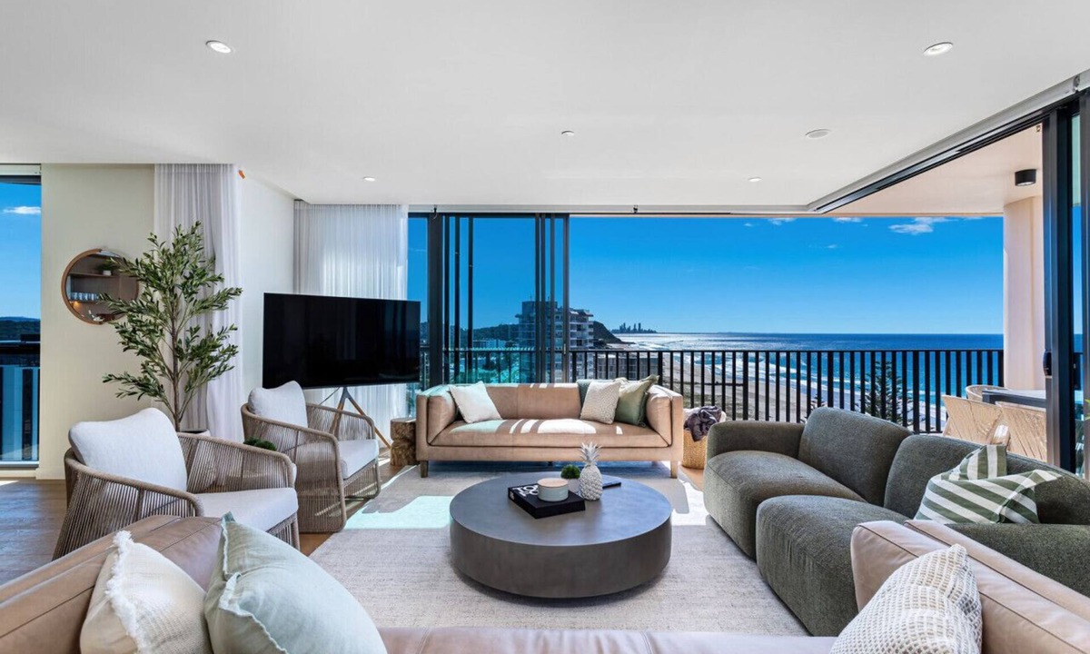 Palm Beach Apartment | Panoramic Penthouse Views