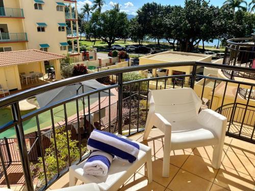 North Ward Apartment | Perfect Position on The Water Strand 18