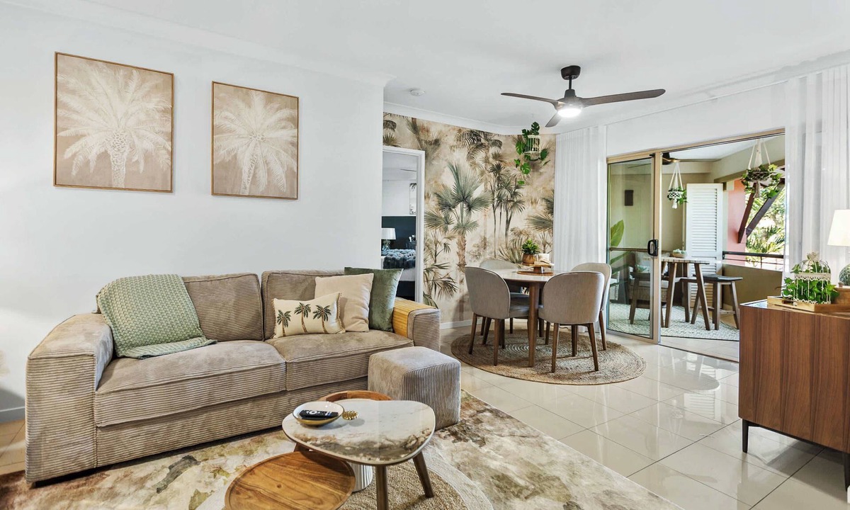 Westcourt Apartment | Pineapple Palms - Resort, 9 Pools & Gym
