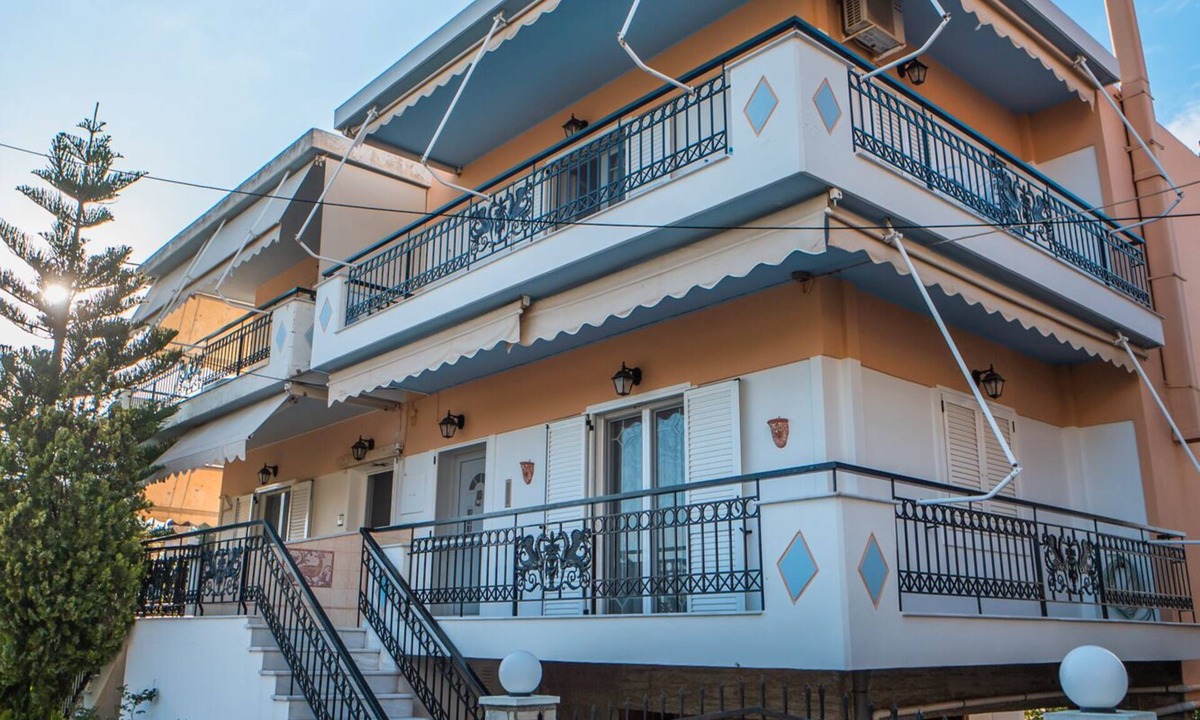 Paleros House | Pleasant and enjoyable stay