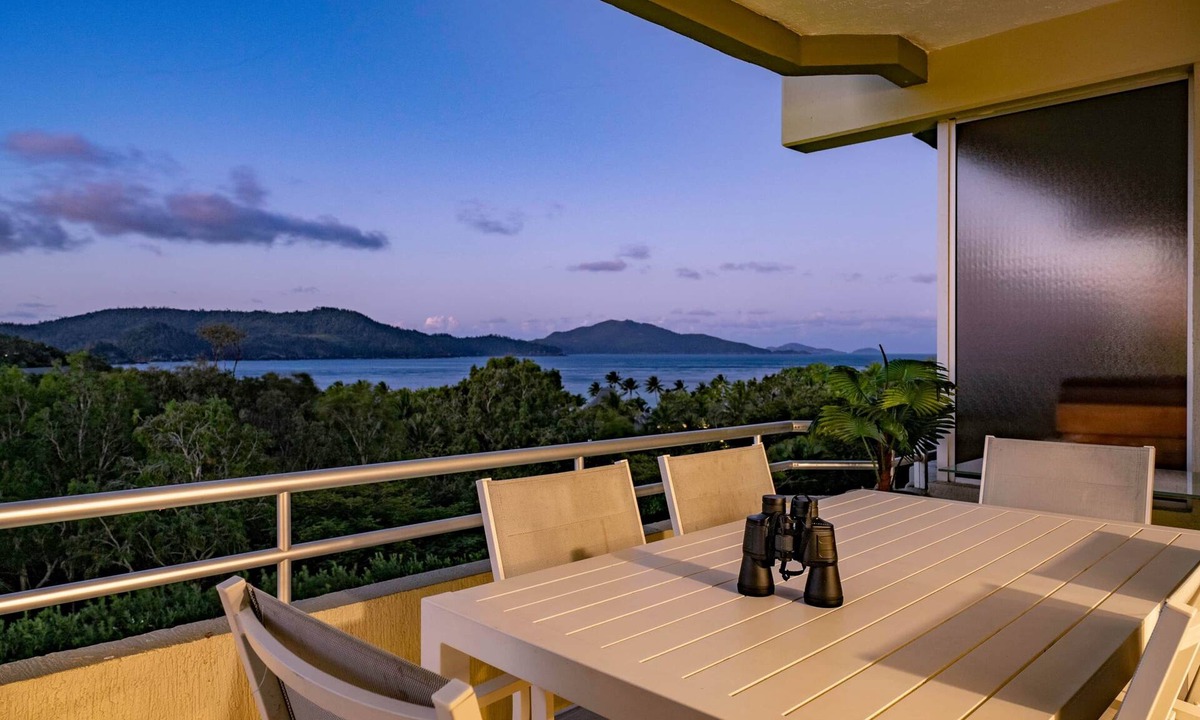 Hamilton Island Apartment | Poinciana Lodge 103