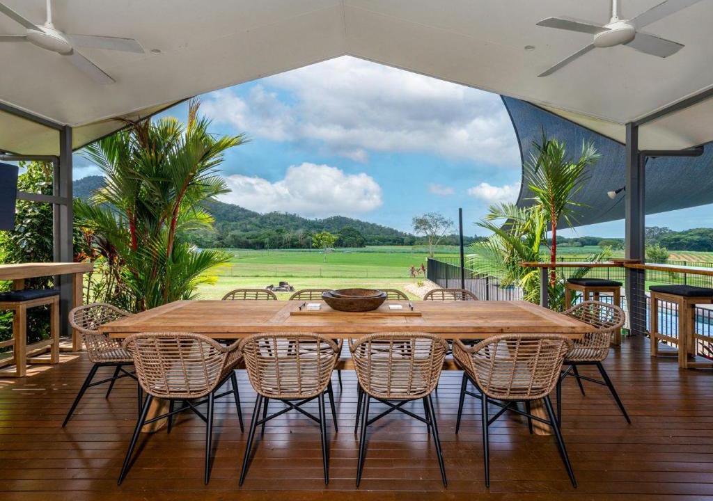 Mowbray House | Port Douglas Valley Magic