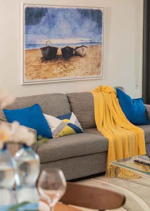 South Brisbane Apartment | Prime Location Compact 1BD Apartment at Southbank