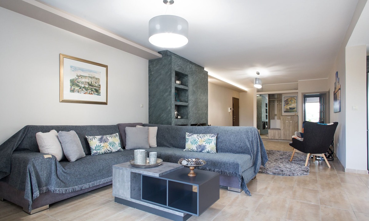 Voula Apartment | Promenade Apartment bright and elegant , located in the heart of Athens Riviera.