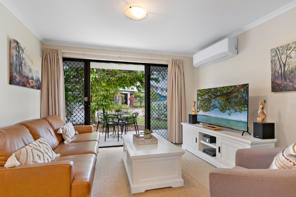 Noosaville Apartment | Relax and unwind in 2 Bedroom Townhouse