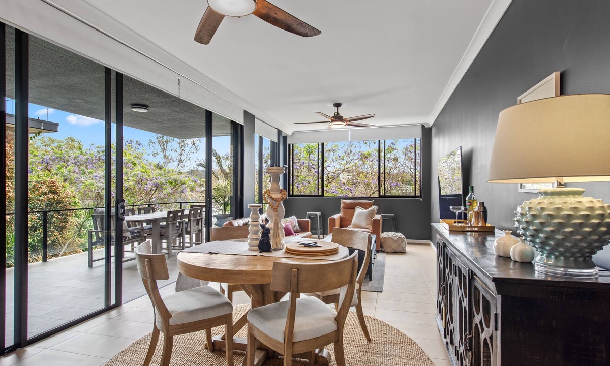 Toowong Apartment | Riverfront Elegance! ~ 2Bed/2Bath/1Car ~ West End