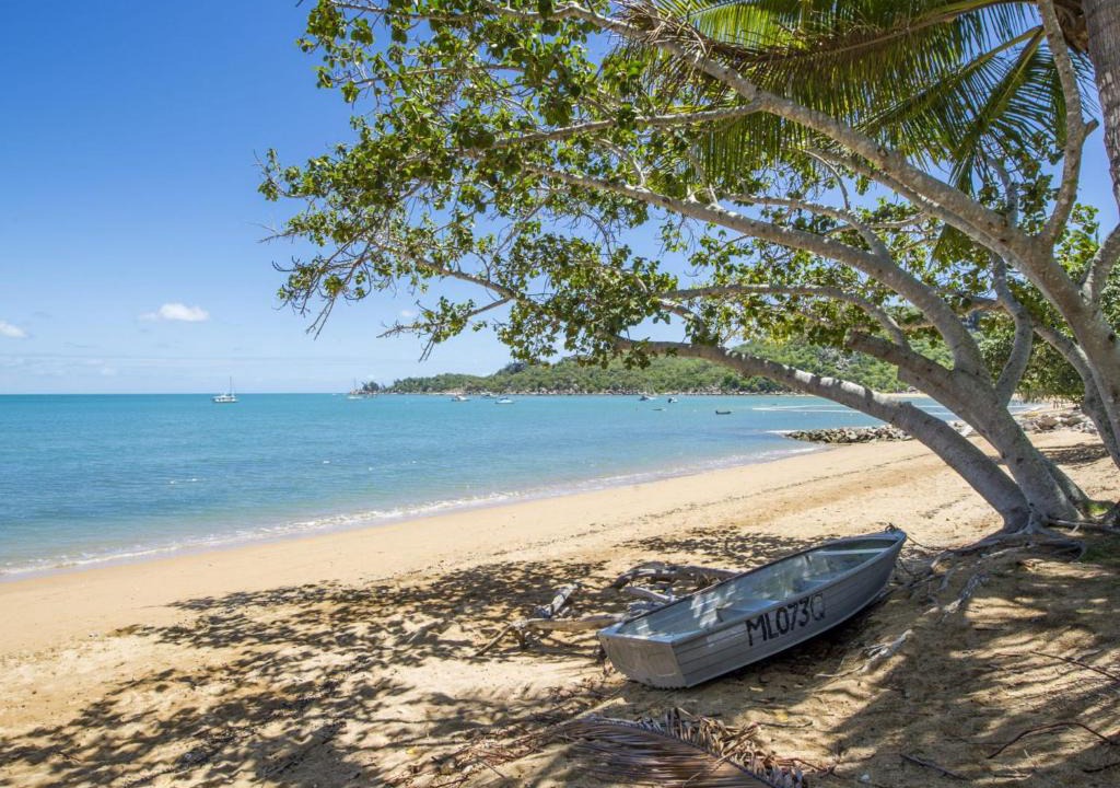 Horseshoe Bay Apartment | Sails on Horseshoe Apartment 9