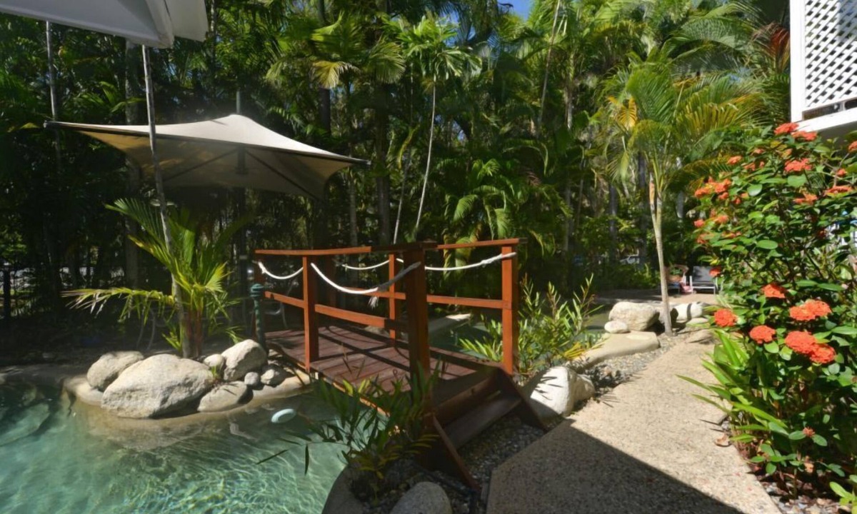 Seascape Holidays At The Queenslander | Port Douglas