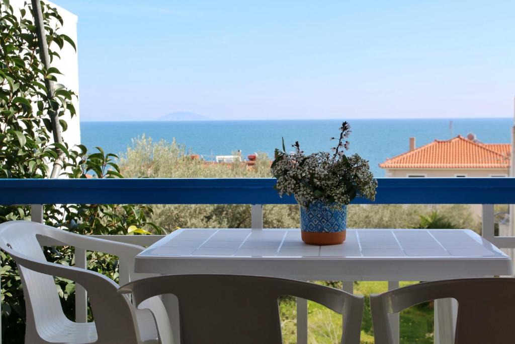 Kefalari Apartment | Seaview Studio Helen No 15