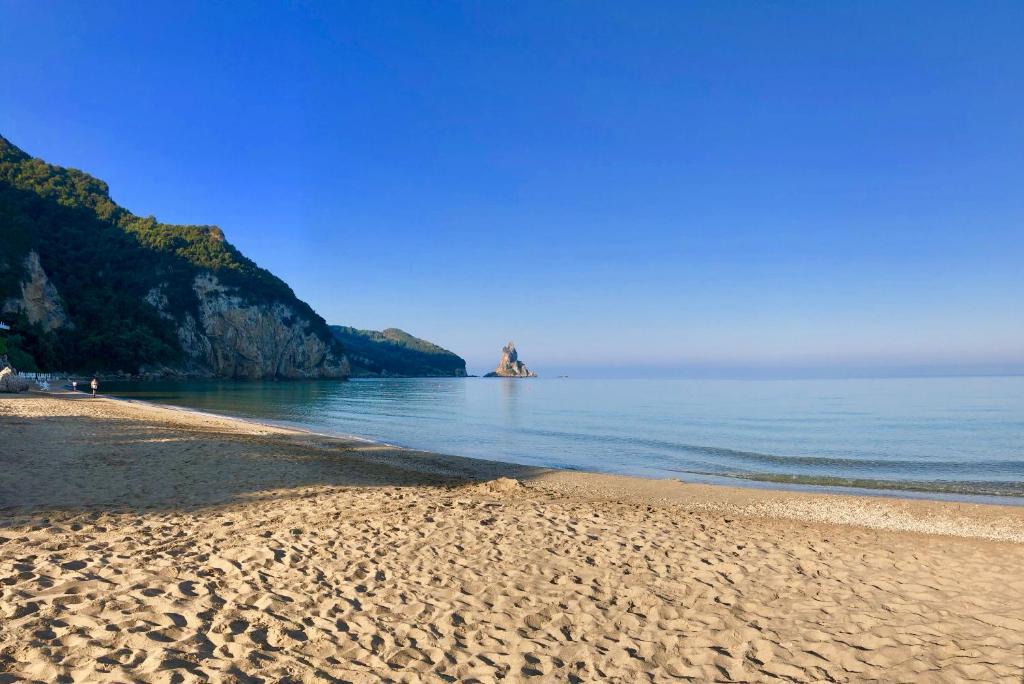 Agios Gordios Apartment | Sebastian's - Agios Gordios Beach