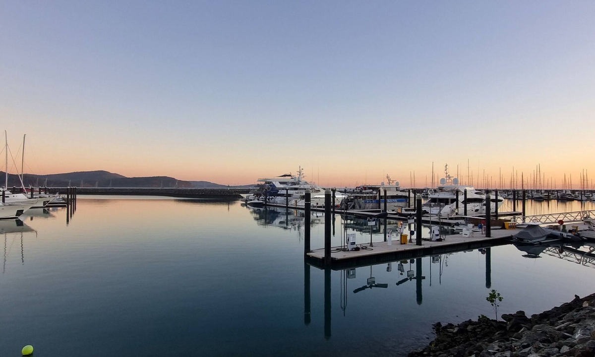 Airlie Beach Apartment | Shingley Ocean Views
