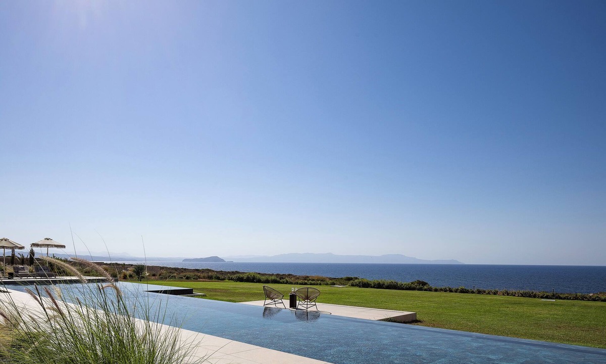 Chania Villa | Single-Level Elegance: Enjoy Sea & Sunset Views