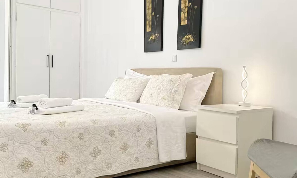 Ano Patisia Apartment | Sleeps 5 near Athens center and metro