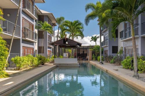 Southern Cross Atrium | Cairns