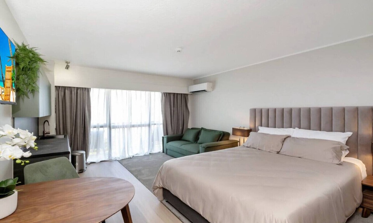 North Ward House | Studio 503 - Prime Spot With Oceanviews