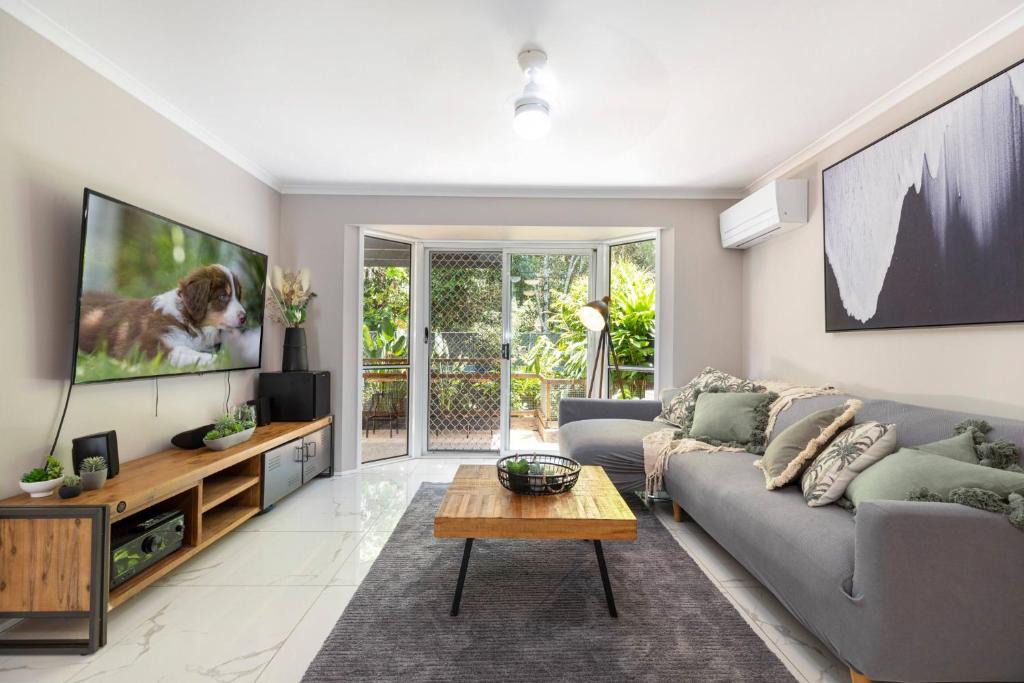 Buderim House | Stunning 2-Bed Unit with a Charming Courtyard