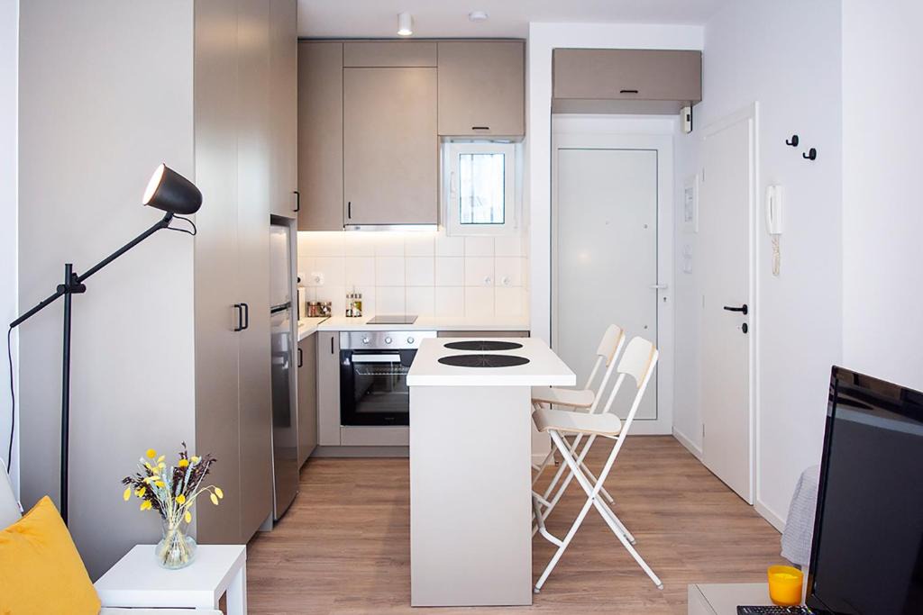 Chalcis Apartment | Stylish Modern Studio, Chalkida centre, seaside