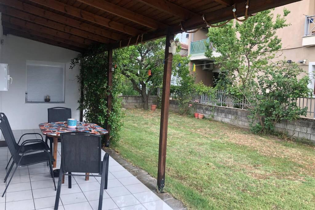 Trikala Apartment | Sunny Garden House