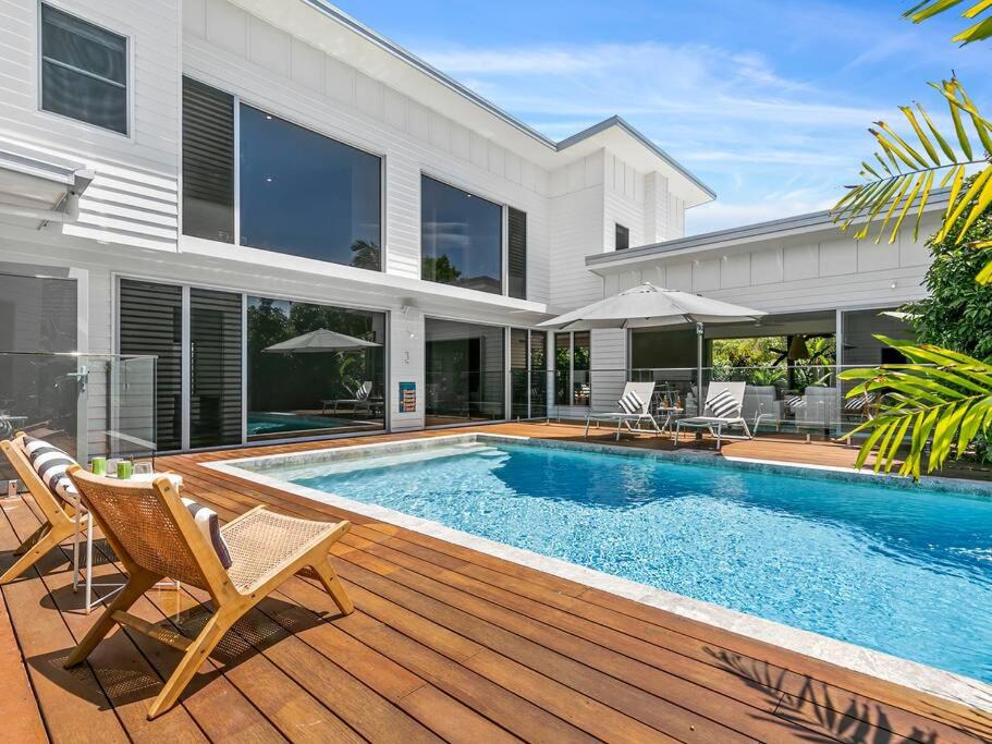 Sunrise Beach House | Sunrise Beach Luxury Home - Style & Sophistication