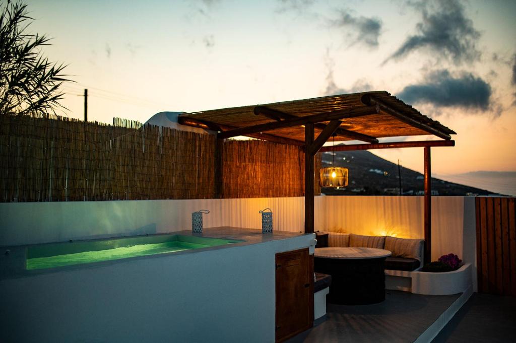 Kamari Villa | Sunrise Villa Santorini