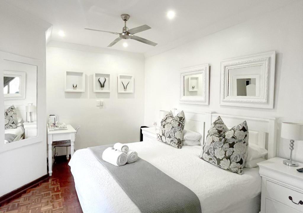 Lynnwood Ridge House | TCS on Lynnwood Guesthouse