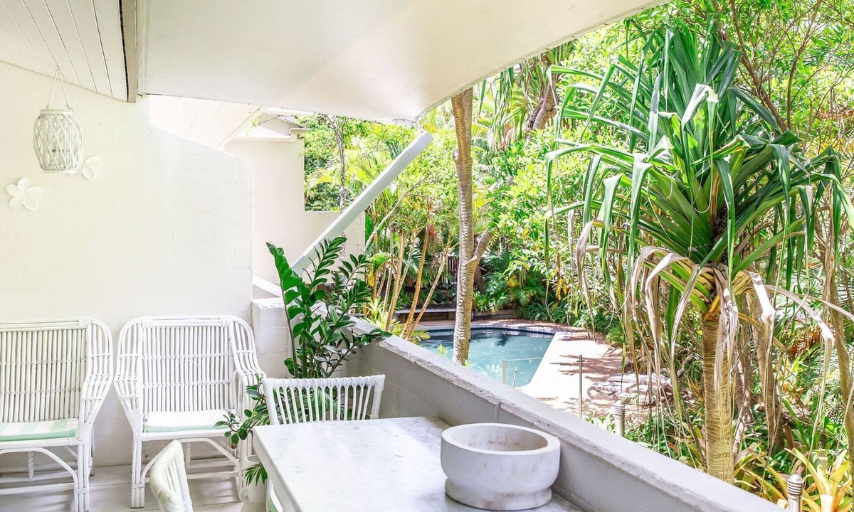 Sunshine Coast Apartment | Tea Trees 3 - relaxed coastal apartment, location!