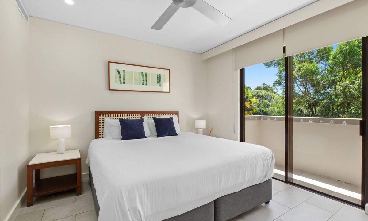Palm Cove Apartment | Temple 304 - 2 bedroom apartment in luxury Palm Cove resort