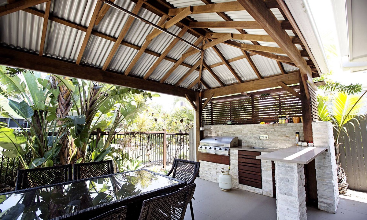 Mount Coolum House | The Boardwalk - Peaceful and Relaxing Beachside Family Entertainer