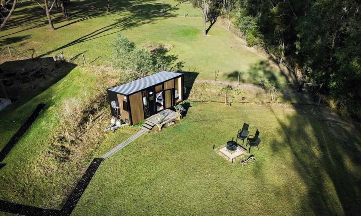 Mundoolun House | The Mini Chalet by Tiny Away
