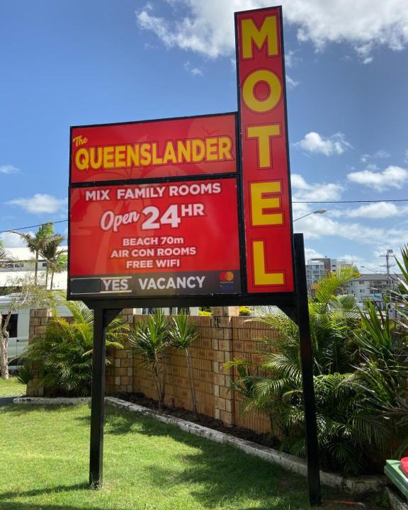 The Queenslander Motel | Palm Beach