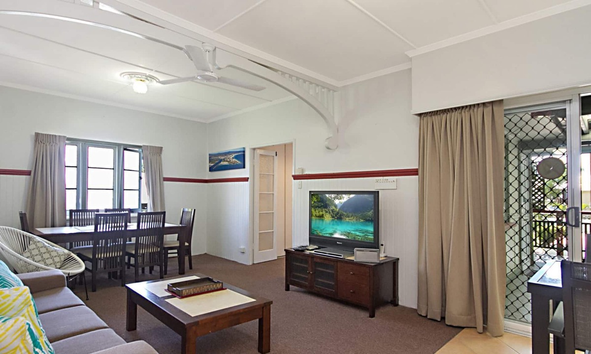 Tondio Terrace Flat Rainbow Bay | Coolangatta
