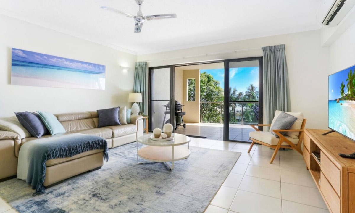 Trinity Beach Apartment | Tranquil 3-Bedroom Apartment Near Trinity Beach