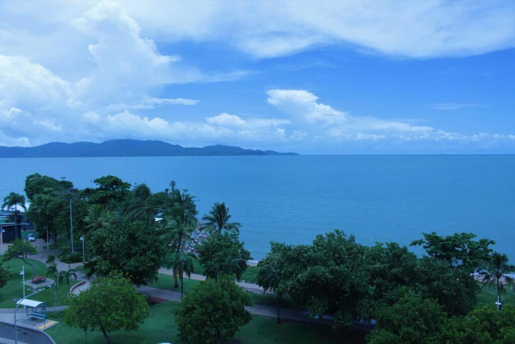 North Ward Apartment | Treat yourself, fun in the sun at The Aquarius
