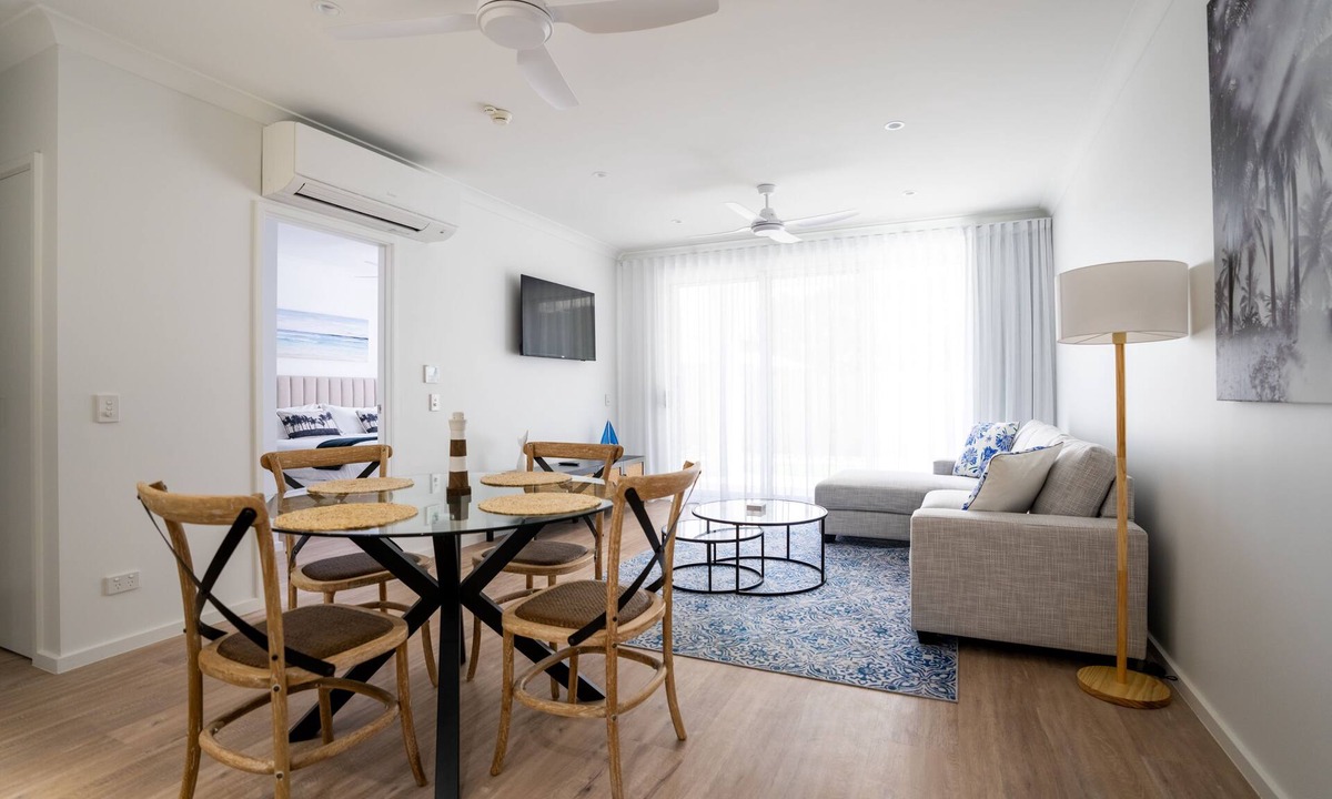 Trinity Beach Apartment | Trinity Collective - Classic One Bedroom Apartment Home away from home.
