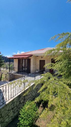Lamia House | Tsigaridas Mountain Home