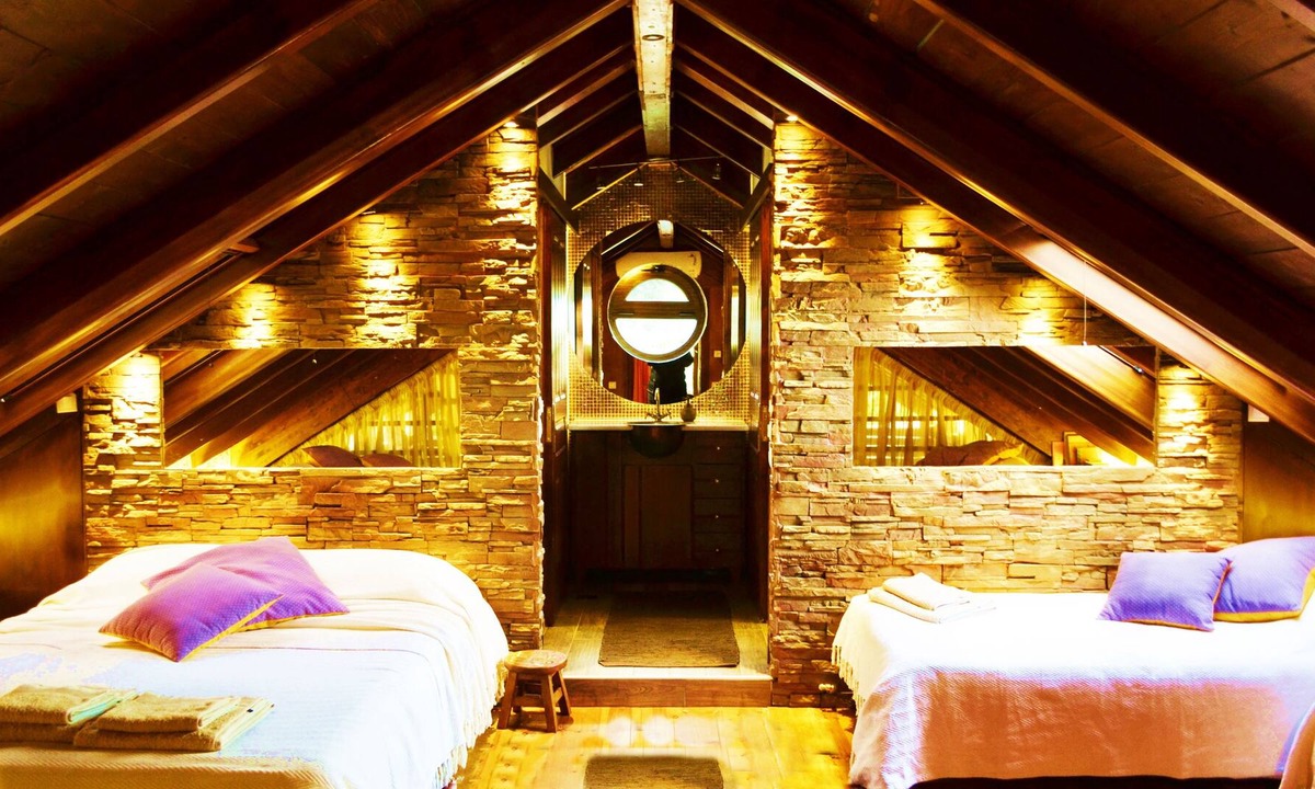 Nea Makri Villa | Turdus Merula Retreat. Two villas for large group, adults only Nea Makri, Greece