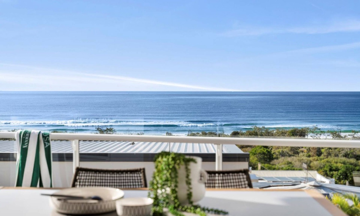 Peregian Beach House | Uninterrupted Ocean Views