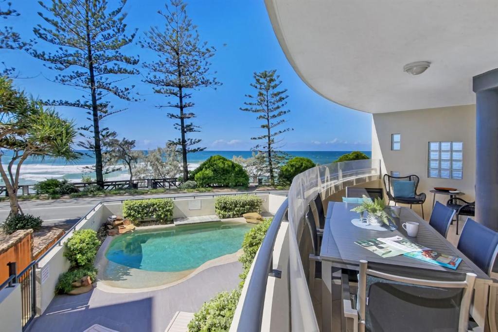 Coolum Beach Apartment | Unit 2 The Rocks