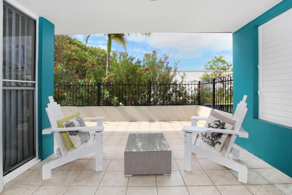 Coolum Beach Apartment | Unit 3 On the Park