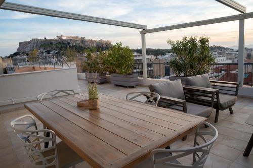 Monastiraki Apartment | V&V Acropolis view apartment