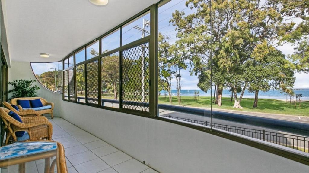 Bongaree House | Views, Pool, Air Conditioning - Karoonda Sands Welsby Pde, Bongaree
