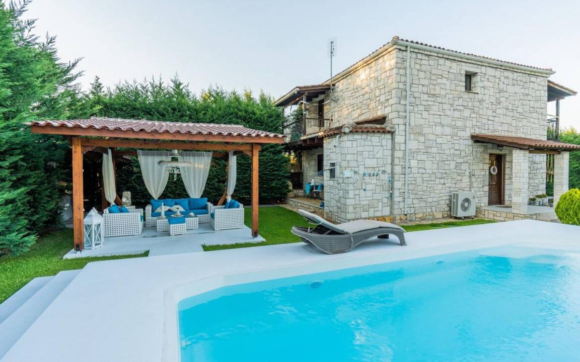 Molos-Agios Konstantinos Villa | Villa ∙ 3 bedrooms ∙ 6 guests