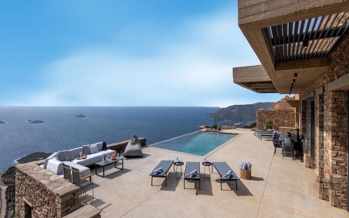 Gavrio Villa | Villa ∙ 5 bedrooms ∙ 16 guests
