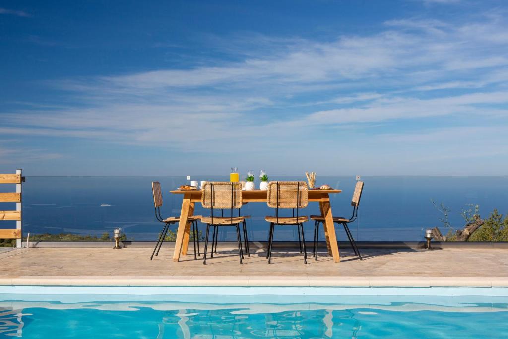 Kalamitsi Villa | Villa Alma - Melisou Villas