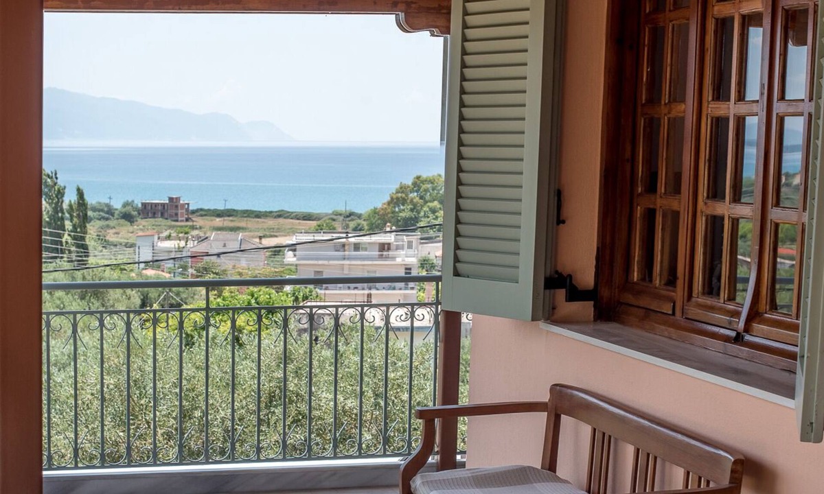 Kanali Villa | Villa Artjeta: Overlooking the sea and surrounded by numerous olive trees