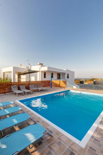 Kallithea Villa | Villa Cleopatra with Private Pool,tennis and soccer field