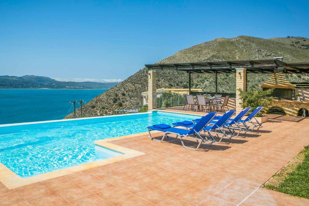 Farsa Villa | Villa Erato